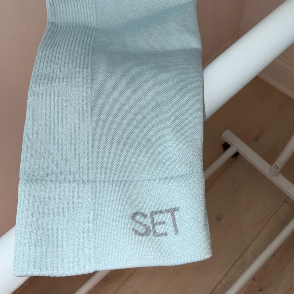NWOT Rare Set Active Sculptflex Leggings Rain Small - Picture 7 of 9